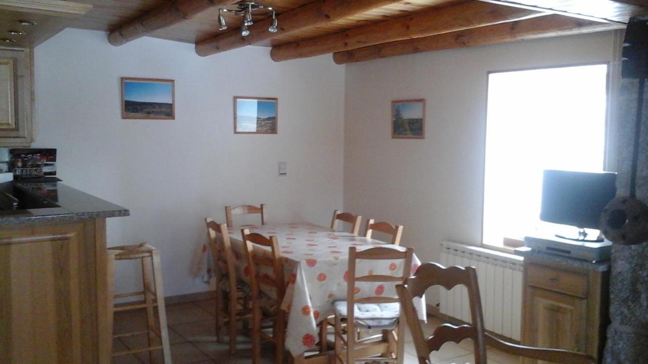 Gite Les Ducs Mialanes Exterior photo