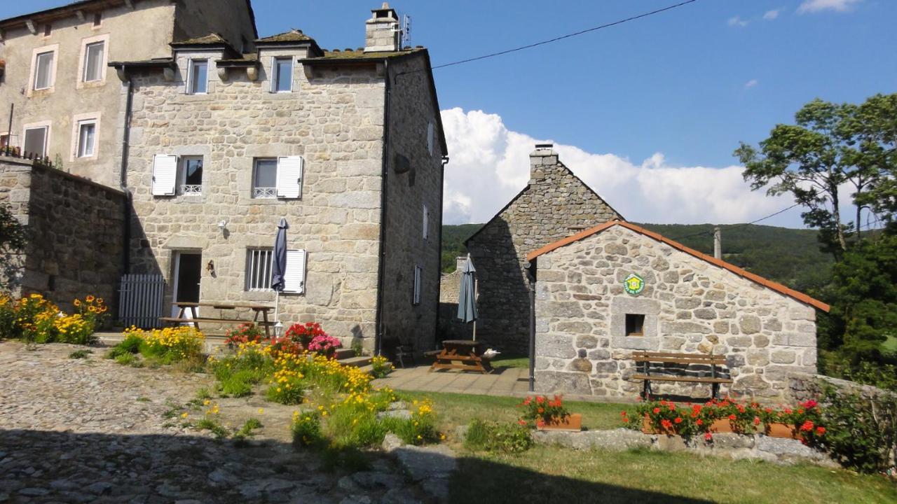 Gite Les Ducs Mialanes Exterior photo